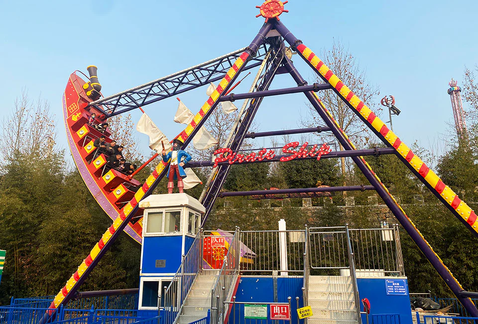 36 Seats Pirate Ship Ride(图1) 36 Seats Pirate Ship Ride(图1)