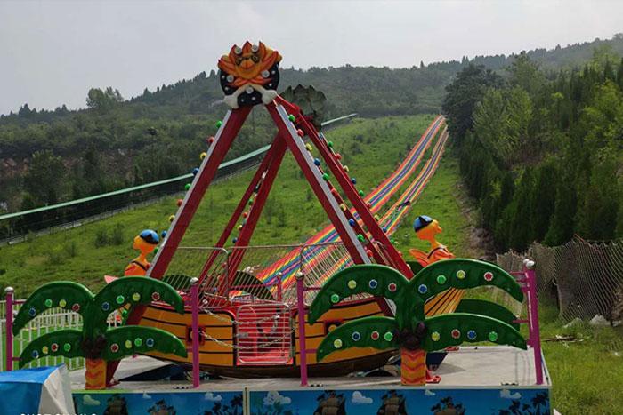 12 Seats Mini Pirate Ship amusement ride