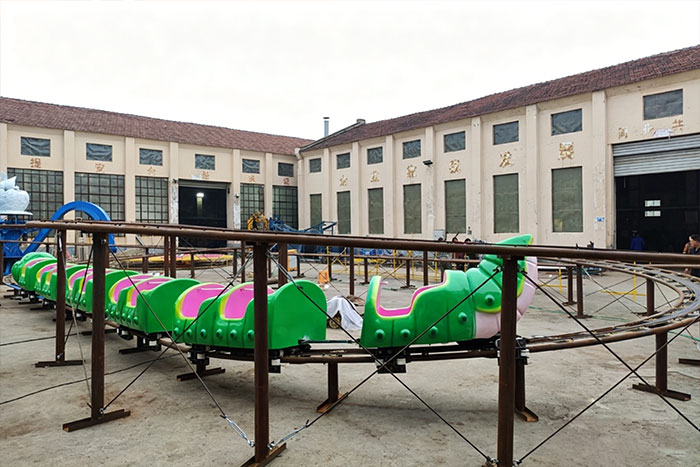 Caterpillar Roller Coasters Amusement Ride