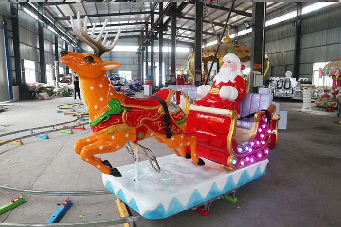 Christmas-Train-Ride Amusement Ride