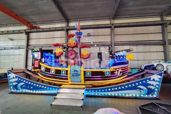 Flying Car Ride Pirate Ship Theme for Sale