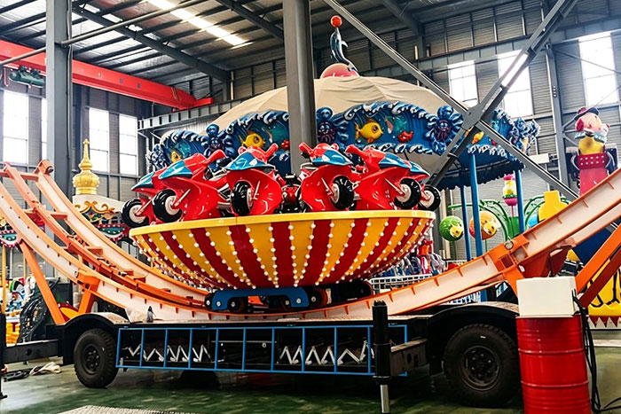 Trailer Mounted Flying UFO Amusement Ride