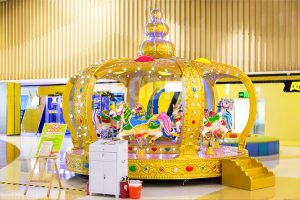 12 تاج المقعد دائري أصفر 12 seat crown carousel Yellow