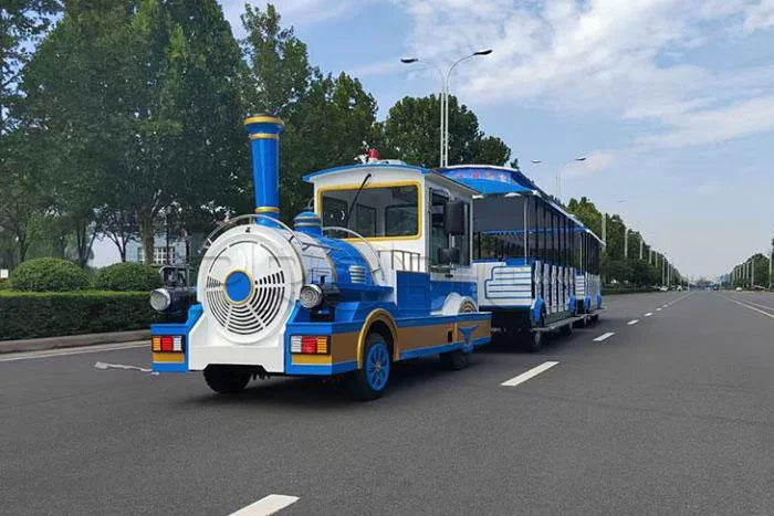amusement train