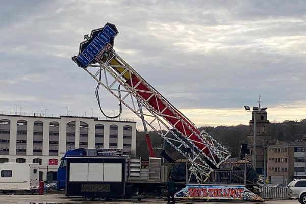 trailler pendulum rides trailler pendulum rides